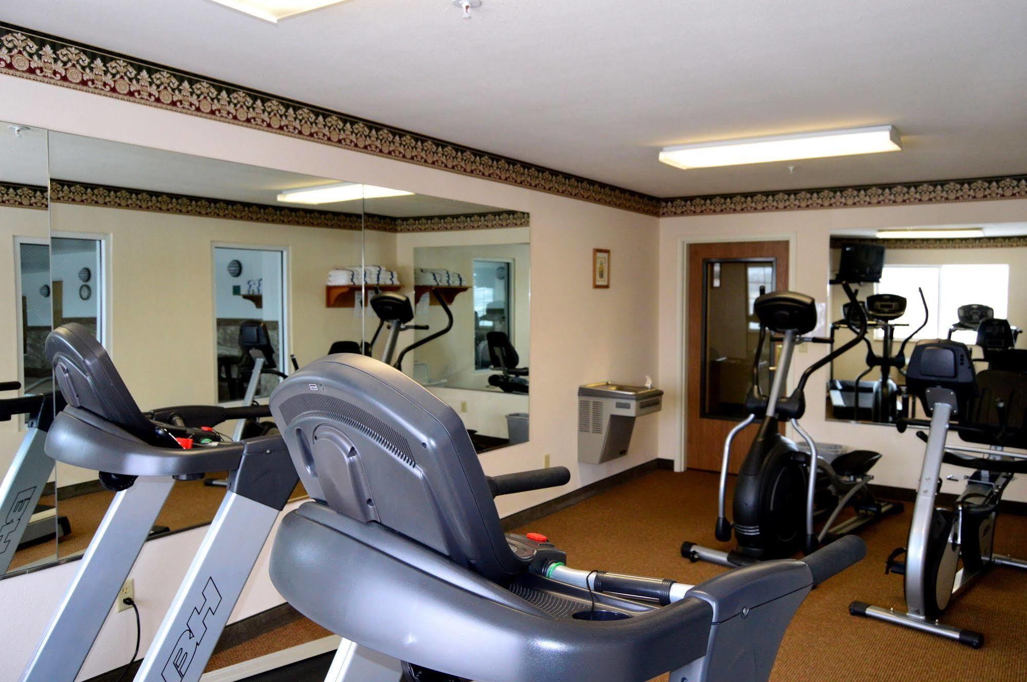 Fairbridge Express Hotel 2*