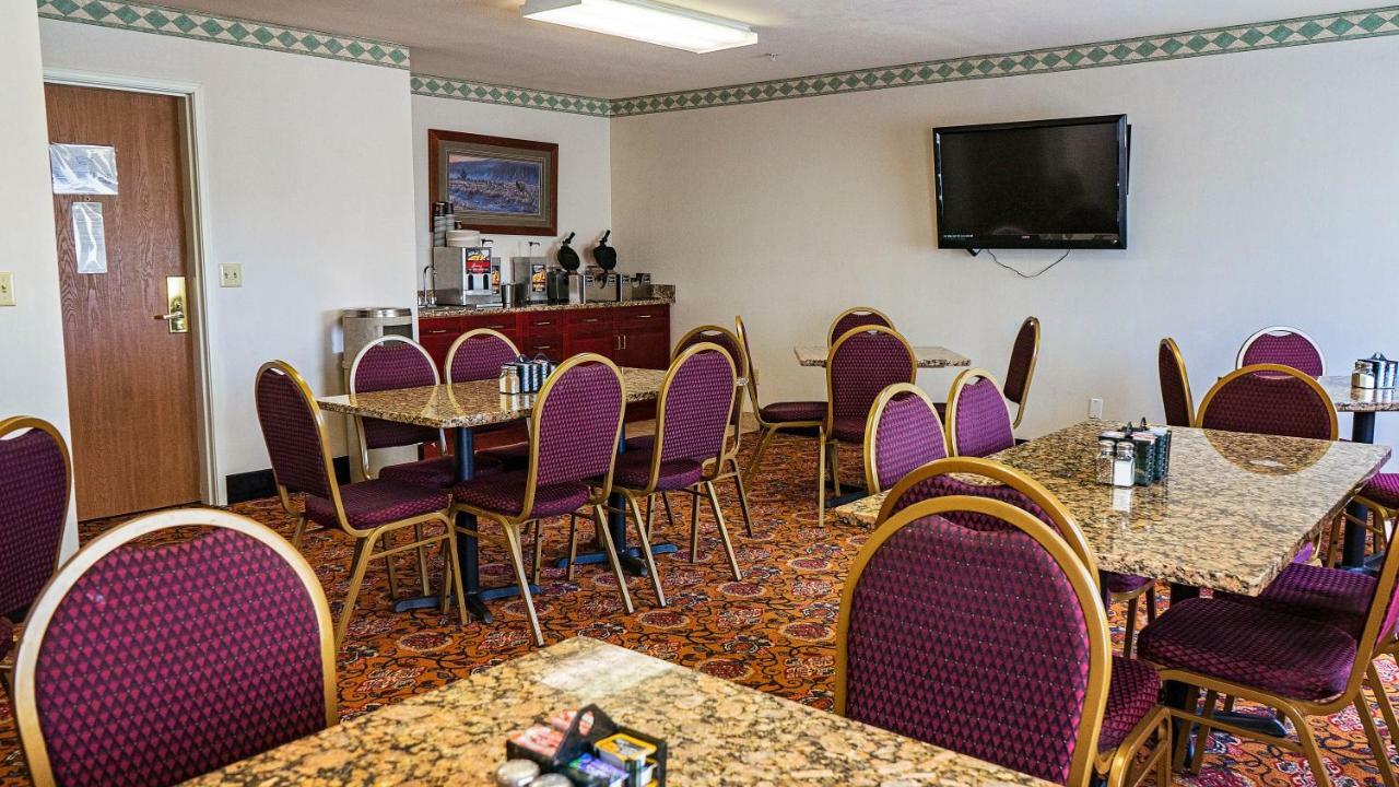 Fairbridge Express Hotel Dillon